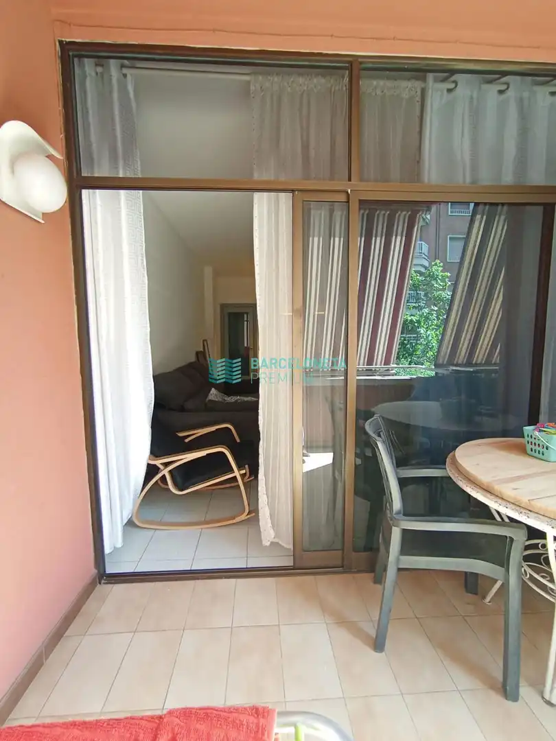 Terraza de Piso en venta en Barcelona con Calefacción, Terraza y Alarma