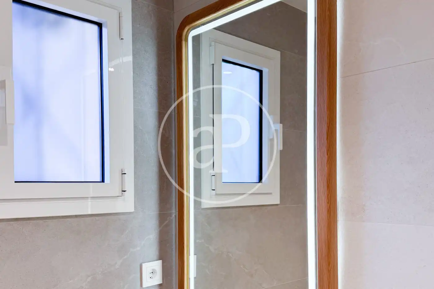 Appartamento con terrazza in vendita a Carrer de la Diputació, imagen 37
