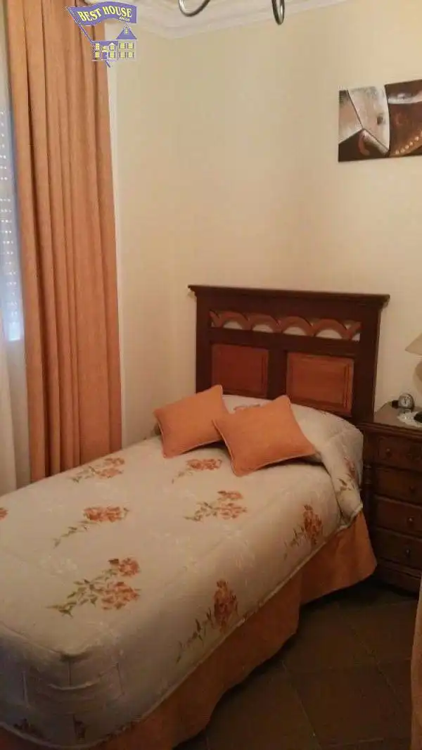 Dormitori de Casa o xalet en venda en Arcos de la Frontera amb Aire condicionat, Jardí privat i Traster