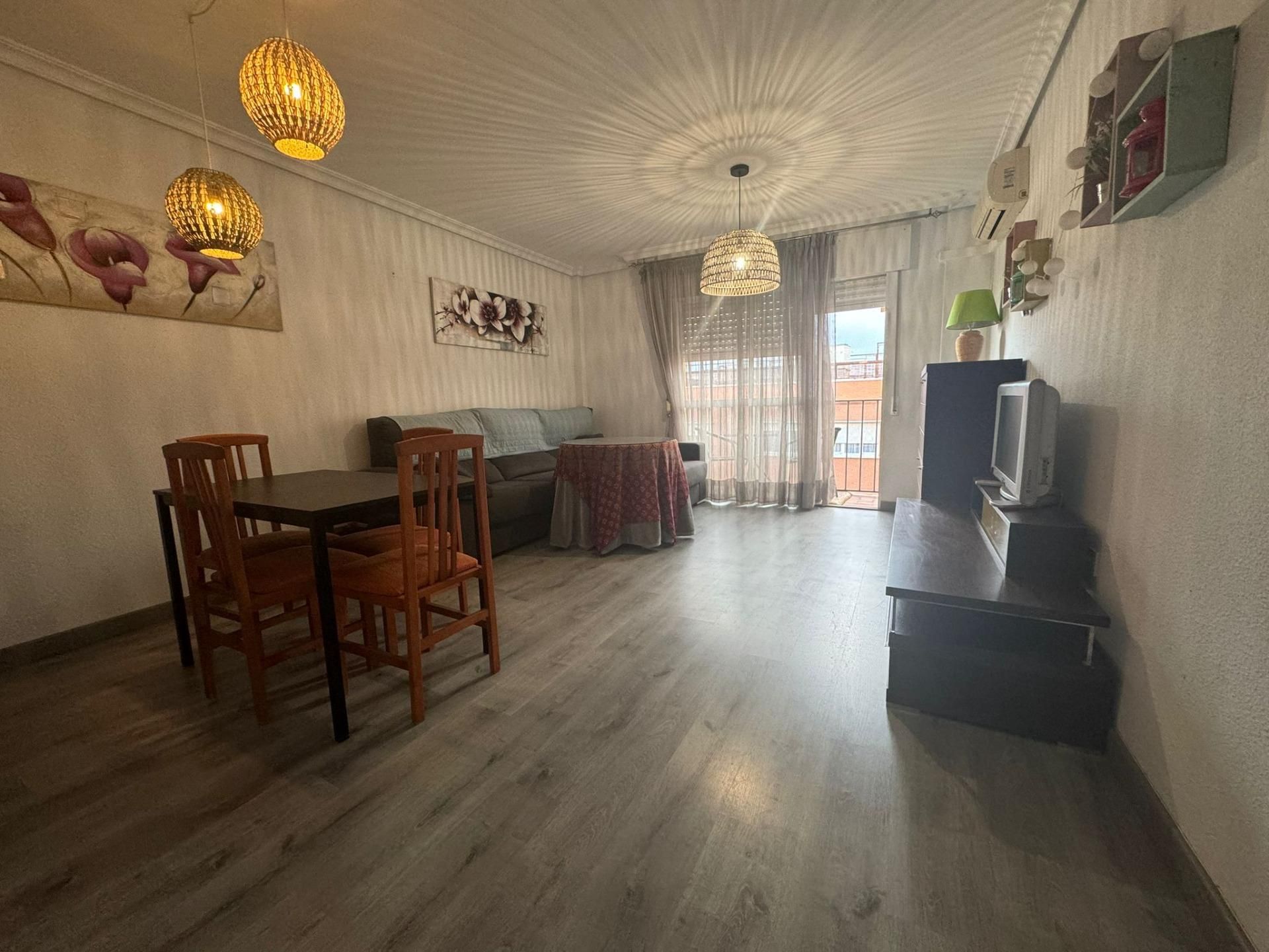 Habitación de Piso de alquiler en Badajoz Capital con Balcón