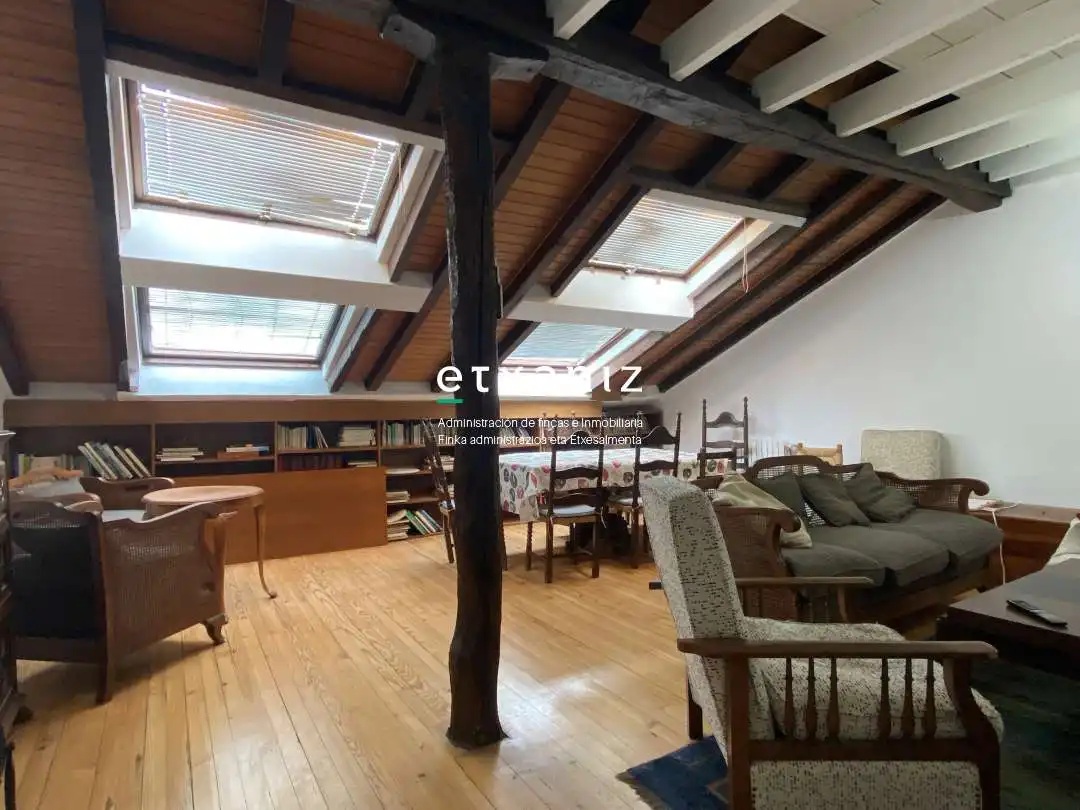 Flat for rent in Donostia - San Sebastián   with Heating, Oven and Washing machine