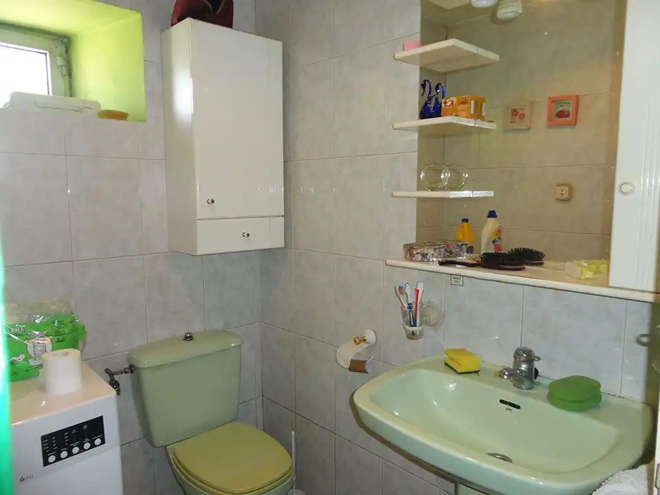Baño de Finca rústica en venta en Regumiel de la Sierra con Calefacción y Amueblado