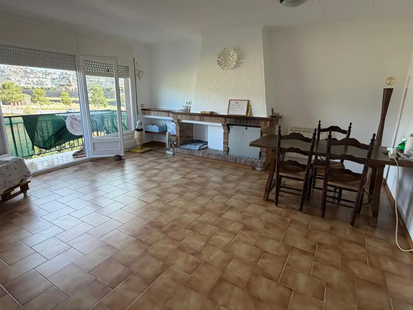 Sala de estar de Apartamento en venta en Roses con Calefacción, Terraza y Trastero