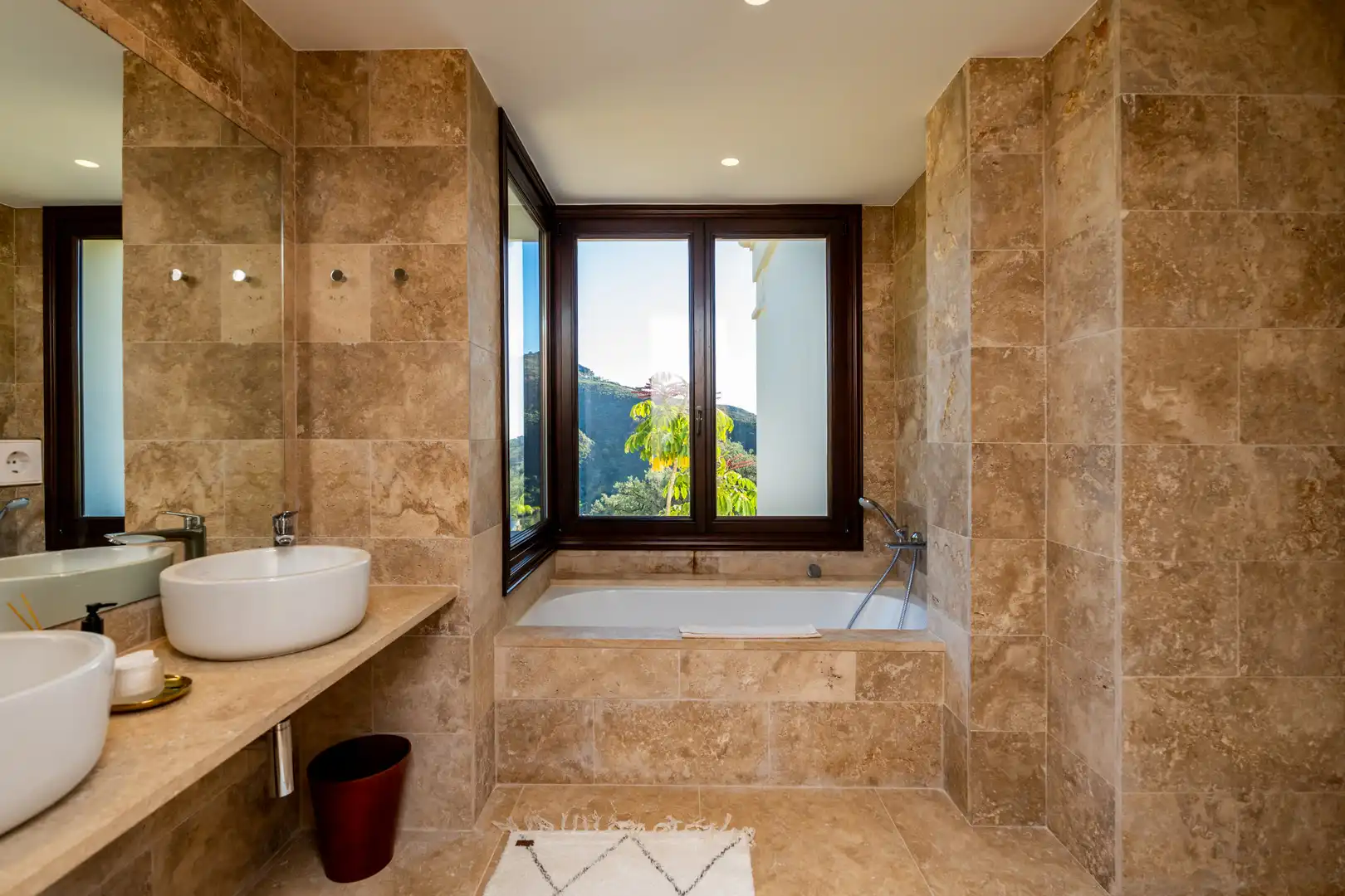 House with pool for sale in Benahavís pueblo, imagen 24