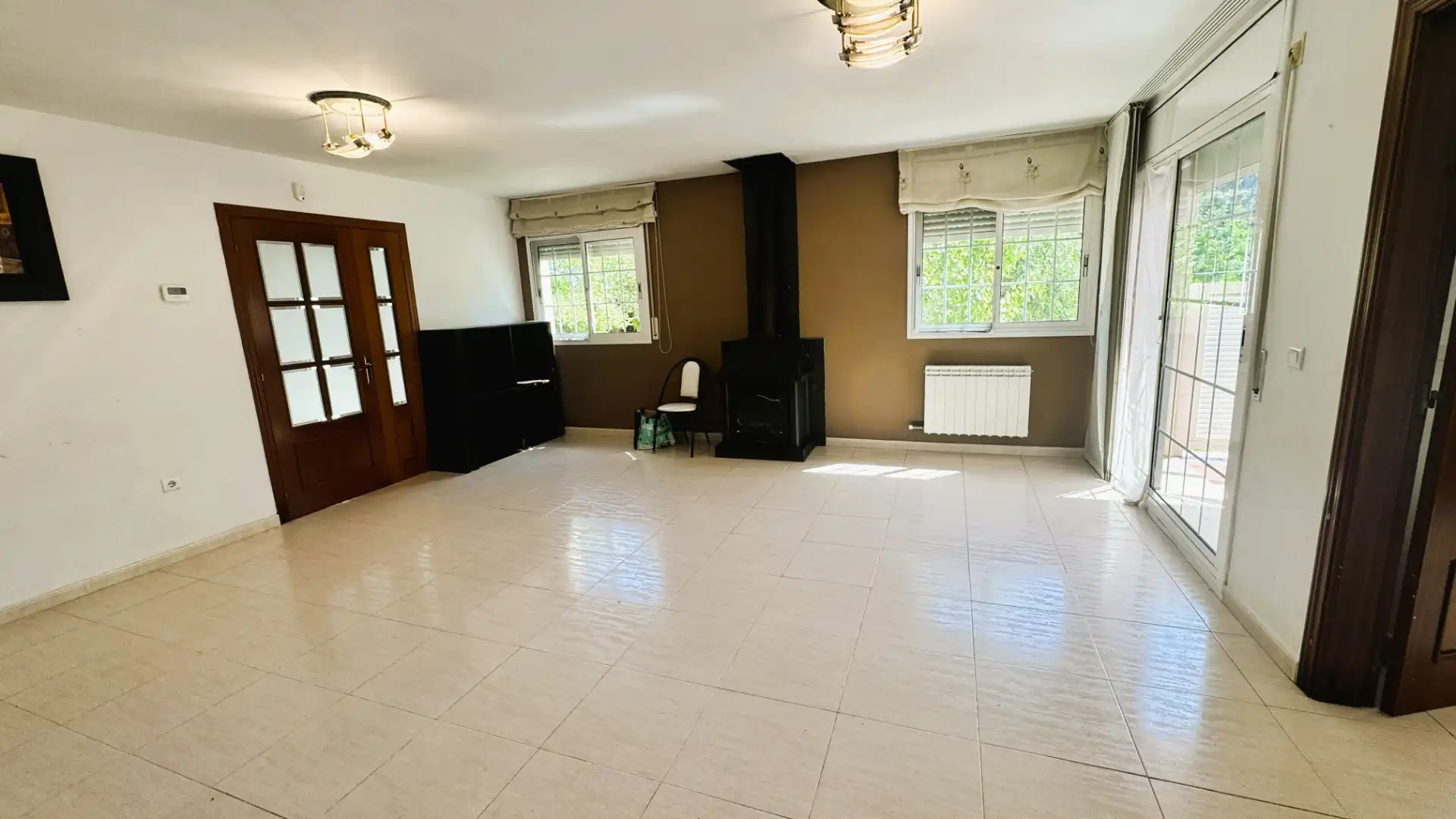 Villa mit Terrasse zum Verkauf in Carrer d'Arnau y Bernat de Vivir, imagen 3