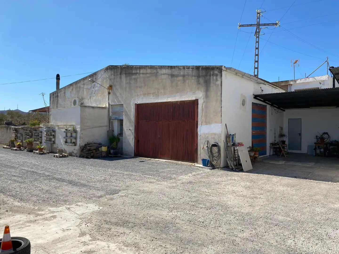 Vista exterior de Nau industrial en venda en Aspe