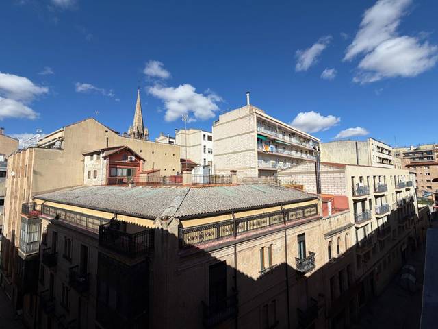 Piso en Venta en Corrales de Monroy en Barrio del Centro