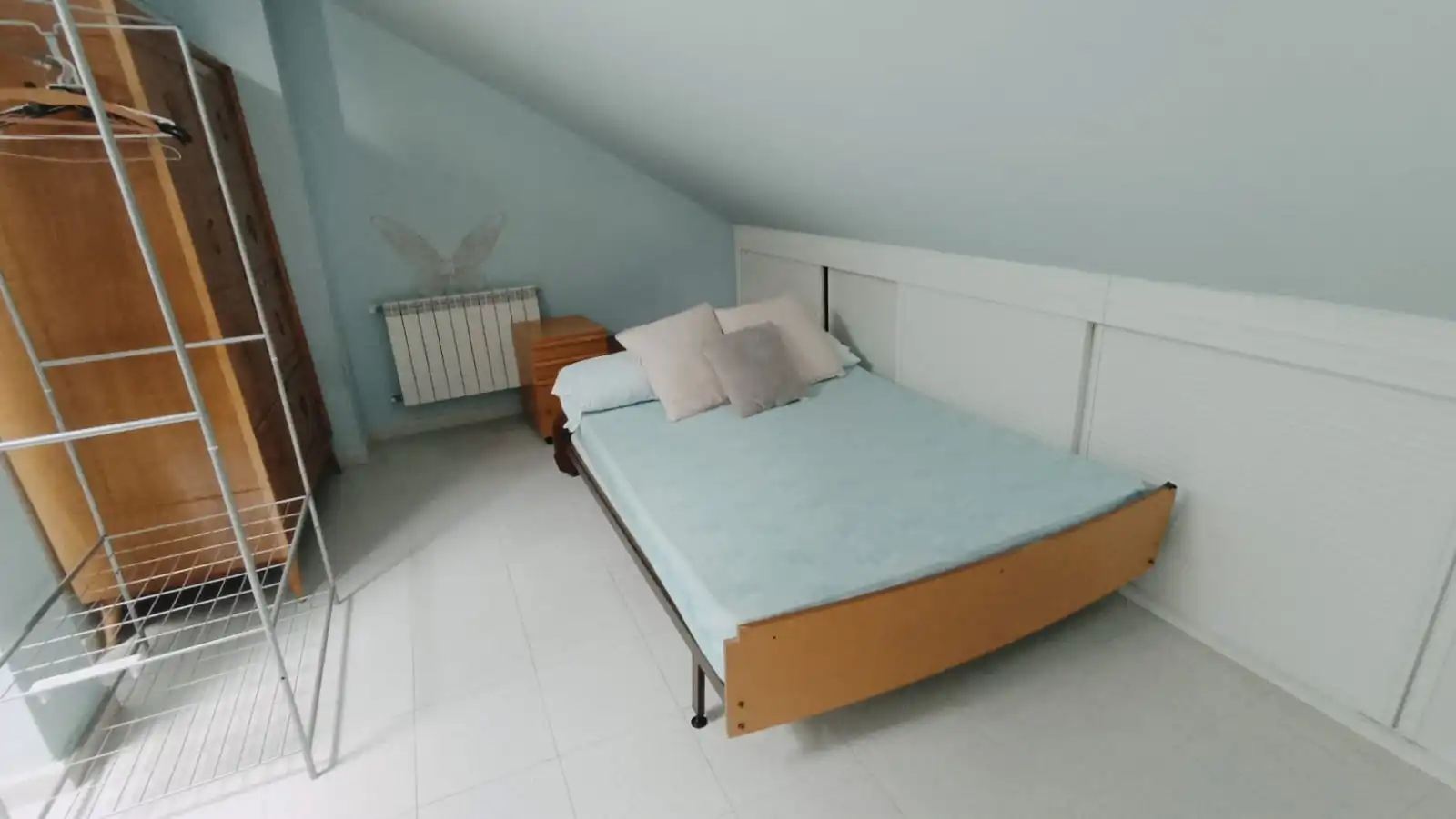 Habitación de Casa adosada en venta en Villaviciosa de Odón con Calefacción, Jardín privado y Parquet