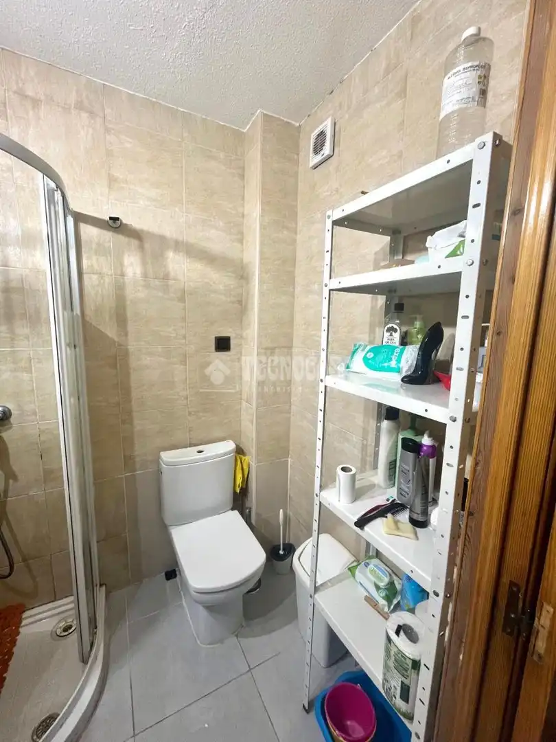 Bathroom of Flat for sale in Madrid  with Heating