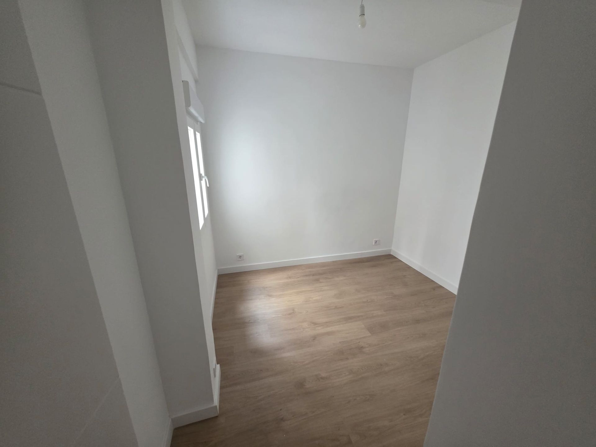 Bedroom of Flat for sale in  Madrid Capital  with Air Conditioner, Heating and Community pool
