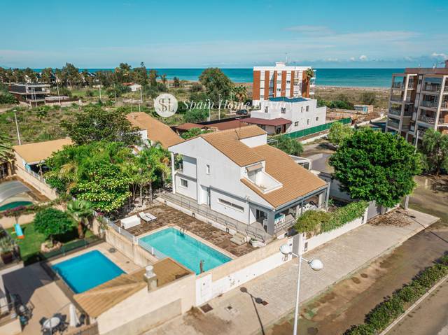 Casa-chalet en Alquiler en LA GOLA en Corinto - Almarda