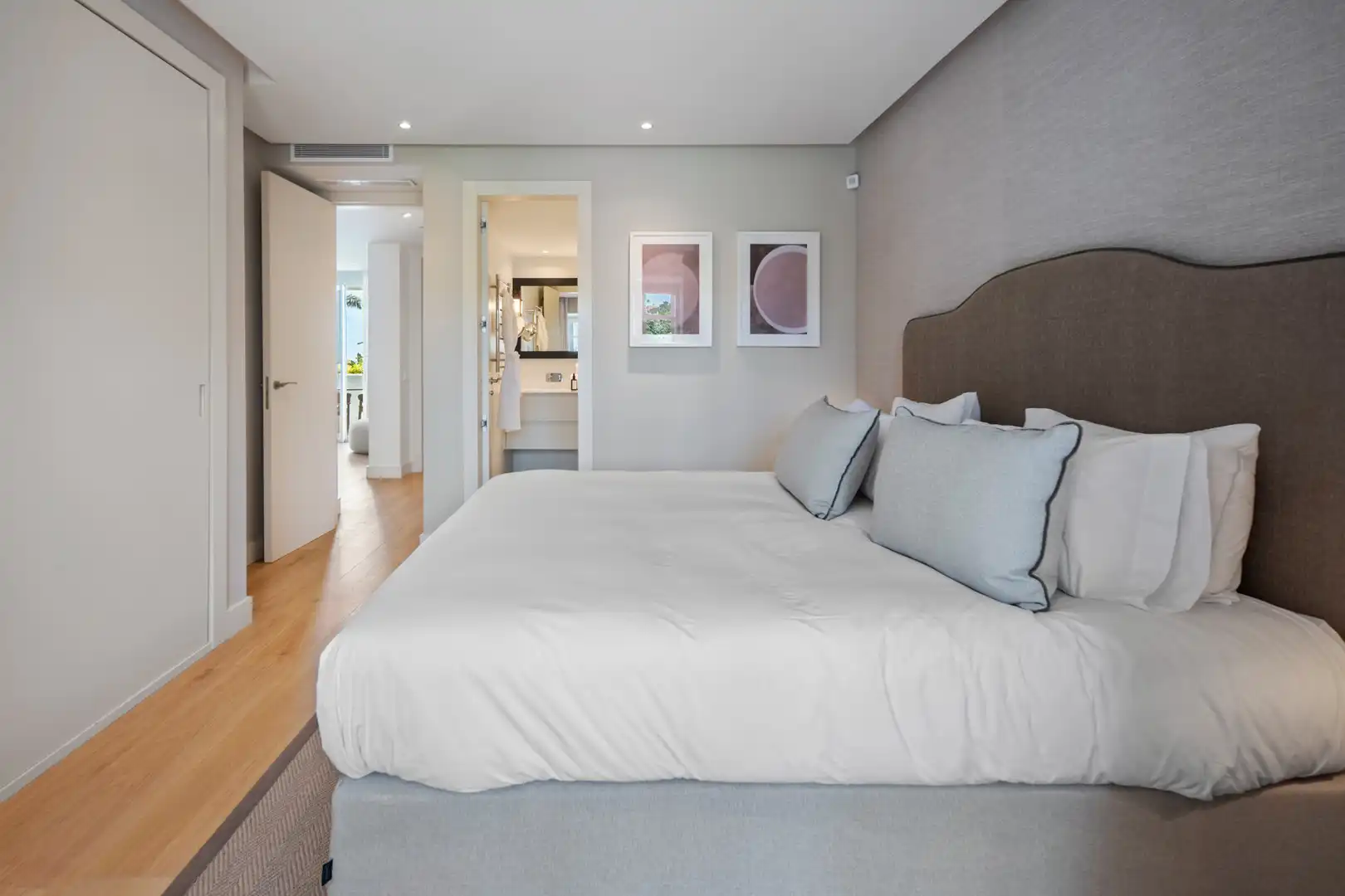 Apartamento con piscina en venta en Milla de Oro, imagen 34