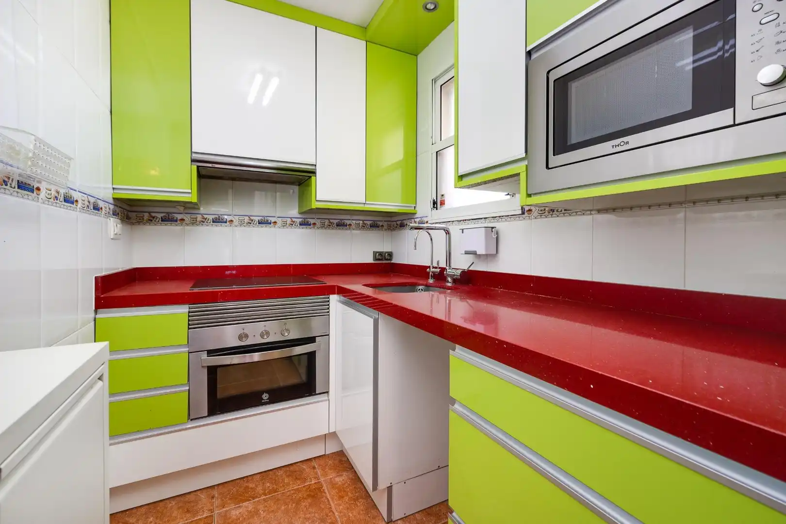 Ático con ascensor en venta en Calle Calle Finlandia, imagen 4