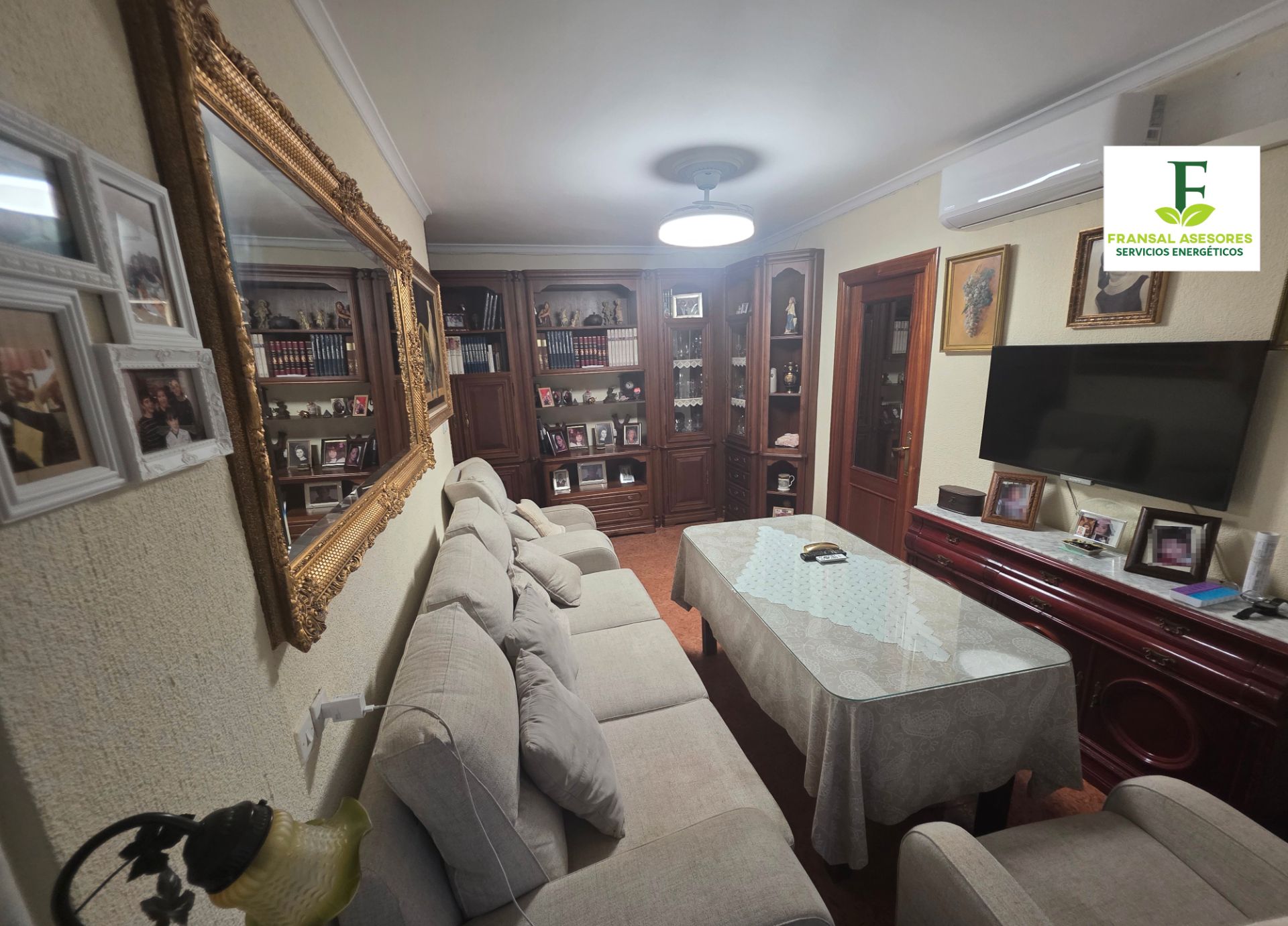 Sala de estar de Piso en venta en  Córdoba Capital con Aire acondicionado y Calefacción