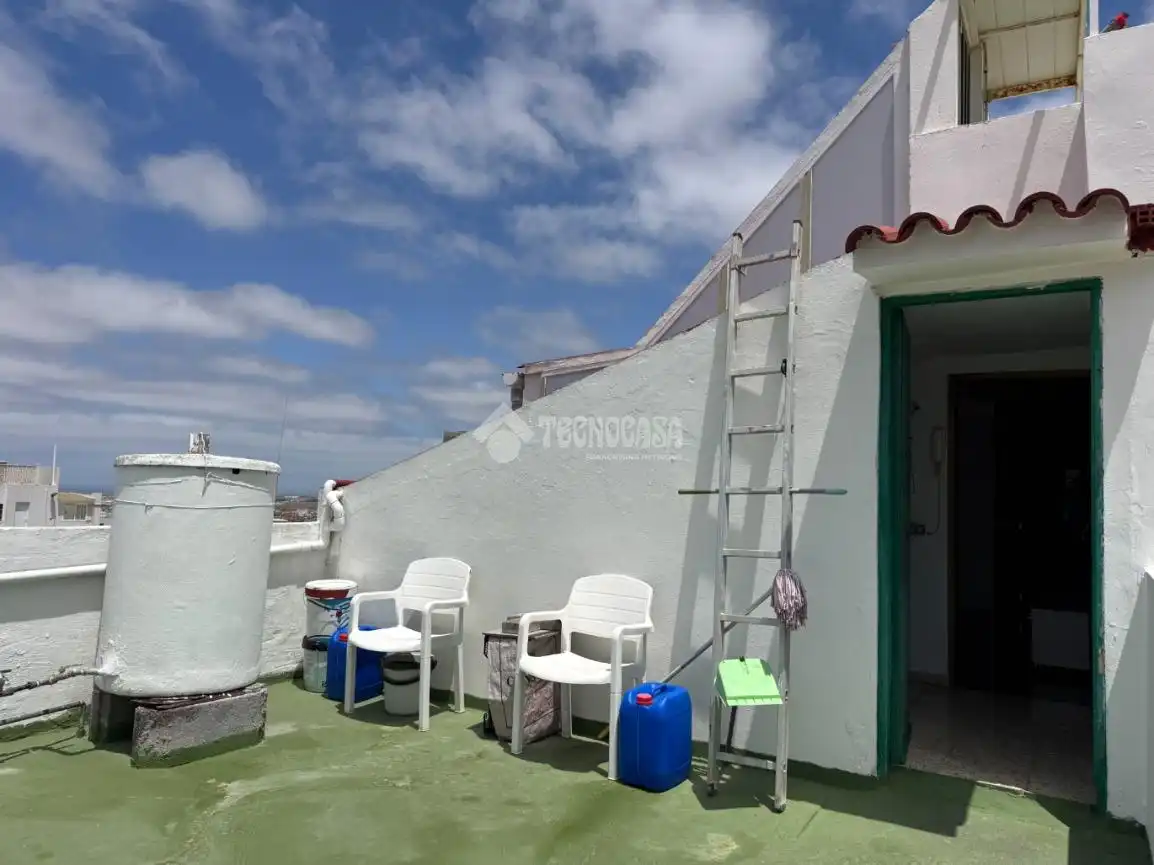 Terrassa de Casa adosada en venda en Las Palmas de Gran Canaria amb Traster i Balcó