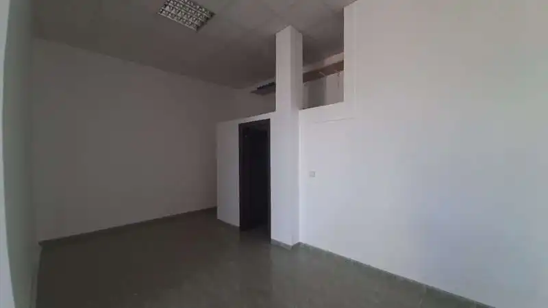 Local en venta en Vícar