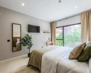 Bedroom of Flat to share in  Madrid Capital  with Air Conditioner, Washing machine and TV