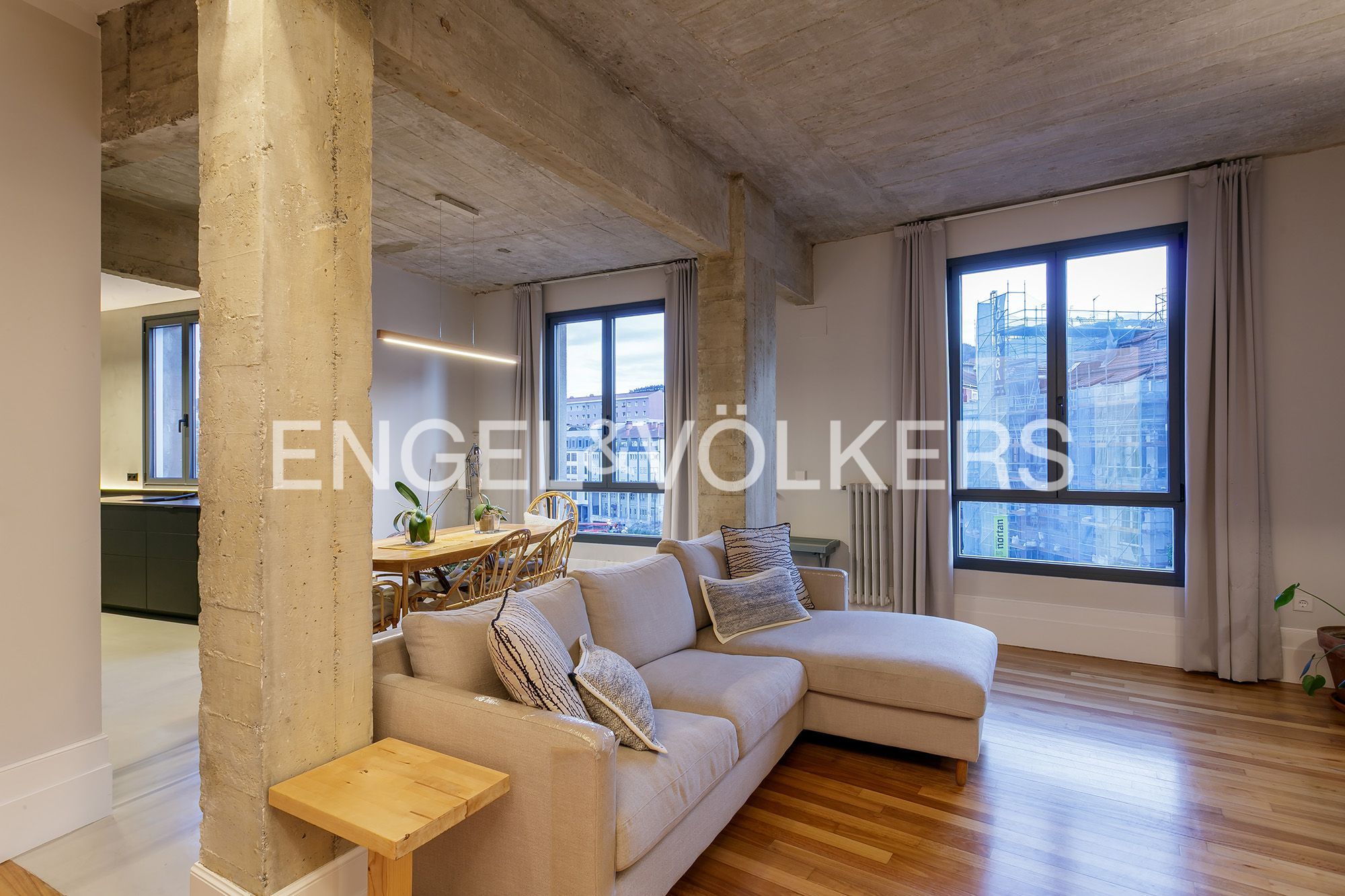 Living room of Apartment to rent in Bilbao   with Heating and Furnished
