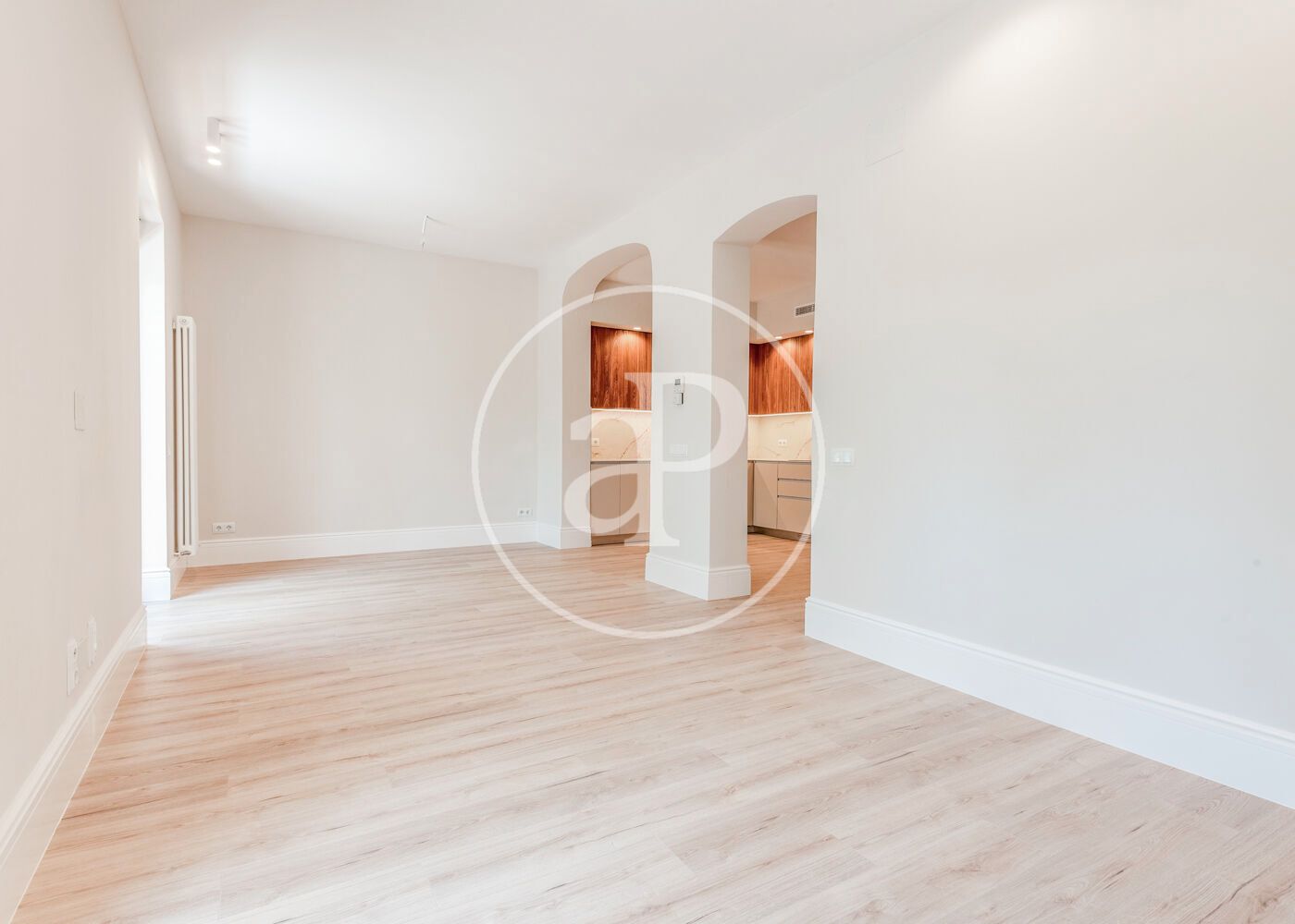 Flat for sale in  Madrid Capital  with Air Conditioner, Heating and Storage room