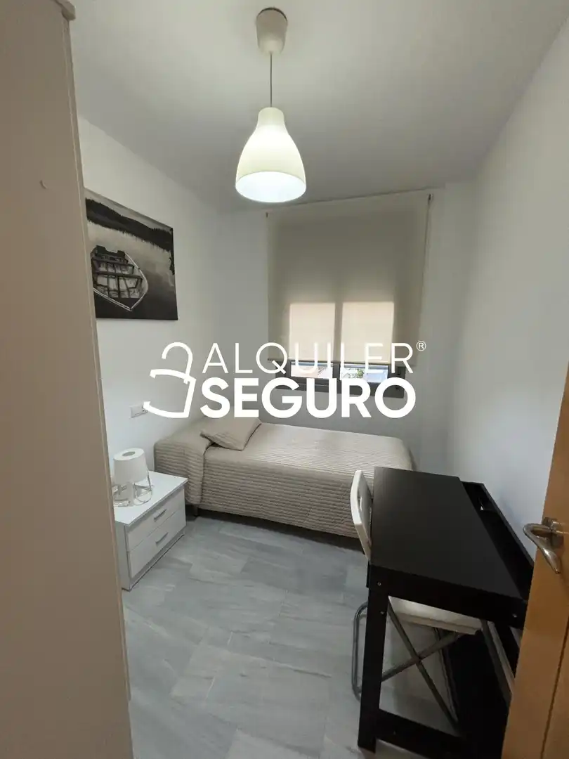 Appartamento con ascensore in affitto a de la Salud, imagen 18