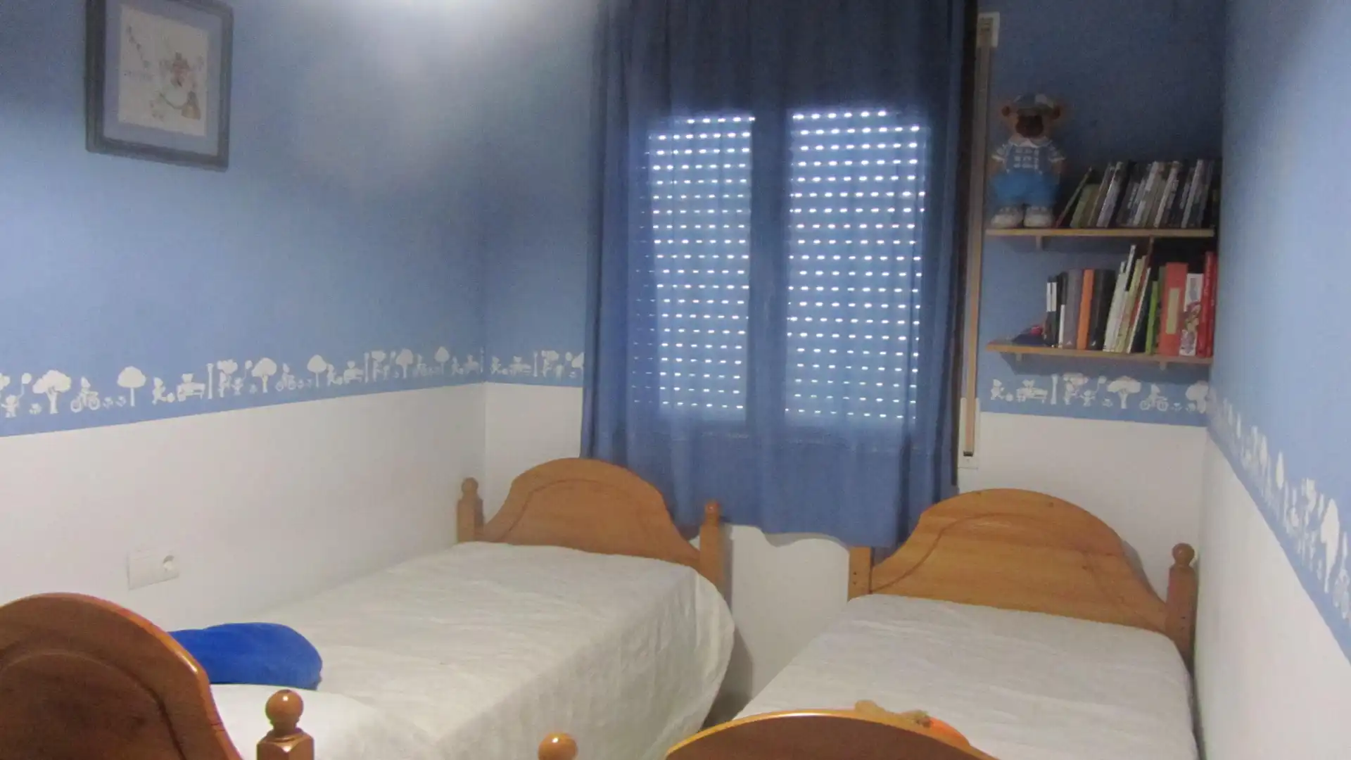 Schlafzimmer von Einfamilien-Reihenhaus zum Verkauf in Mont-roig del Camp mit Klimaanlage, Heizung und Privatgarten