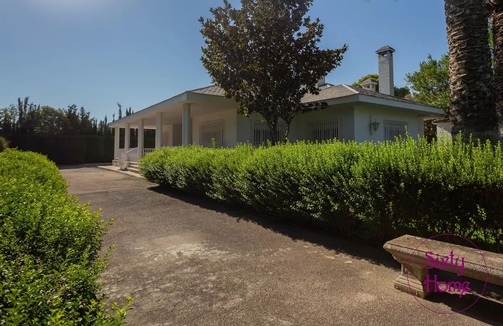 Vista exterior de Casa o xalet en venda en Zaragoza amb Aire condicionat, Calefacció i Jardí privat