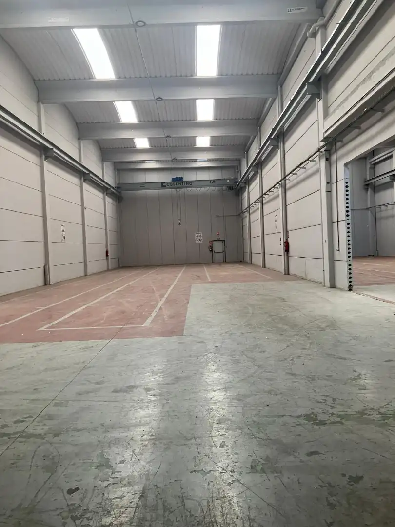 Industrial building with lift for sale in Carrer Unicef, imagen 7