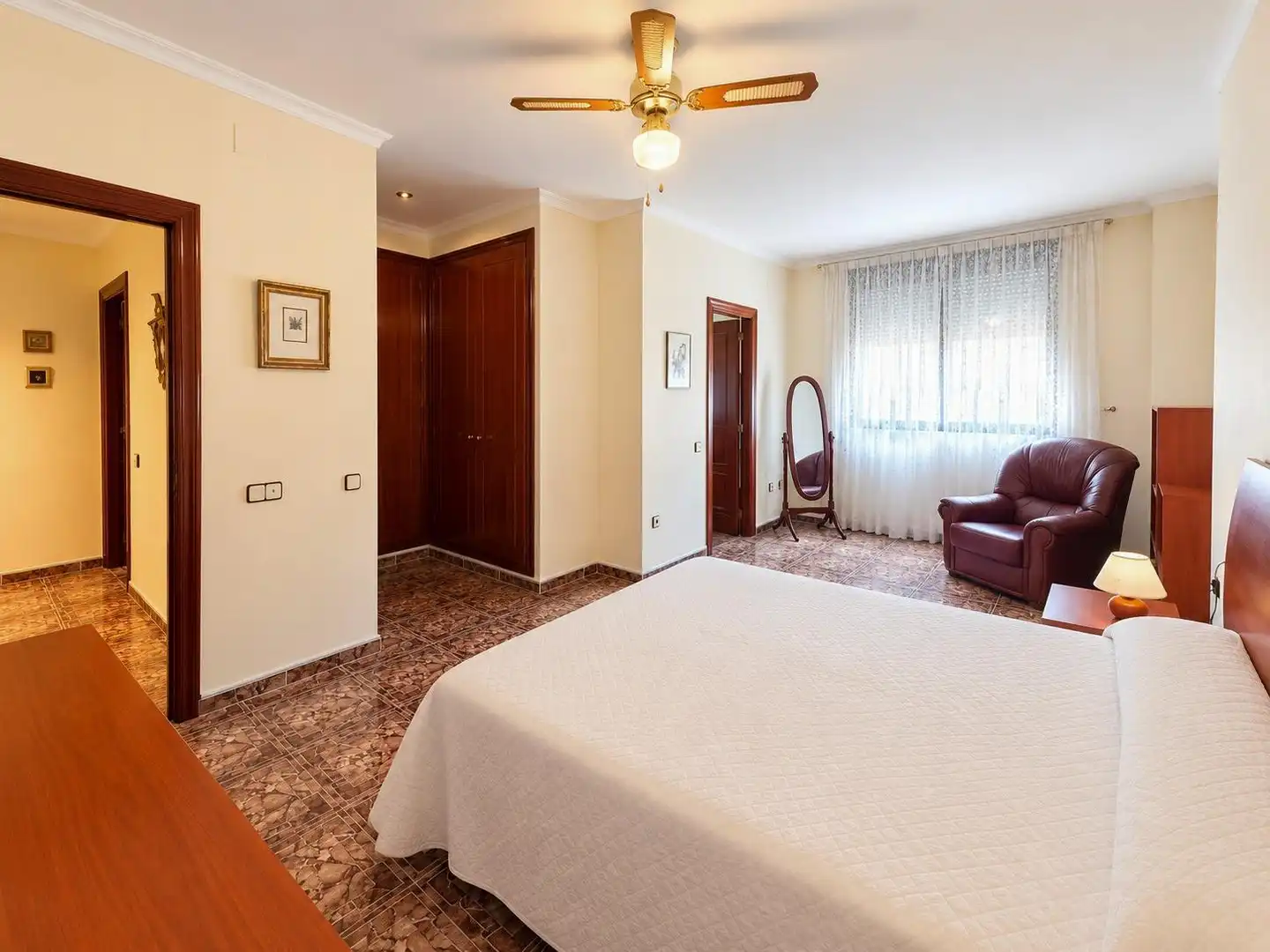 Habitación de Casa o chalet de alquiler en Rafelbuñol / Rafelbunyol, Valencia