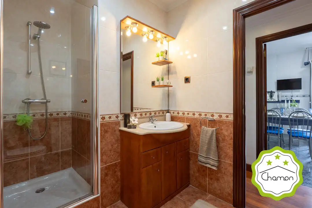 Bathroom of Flat for sale in Arrigorriaga  with Terrace
