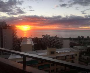 Vista exterior de Apartament de lloguer en Torremolinos amb Aire condicionat, Terrassa i Piscina