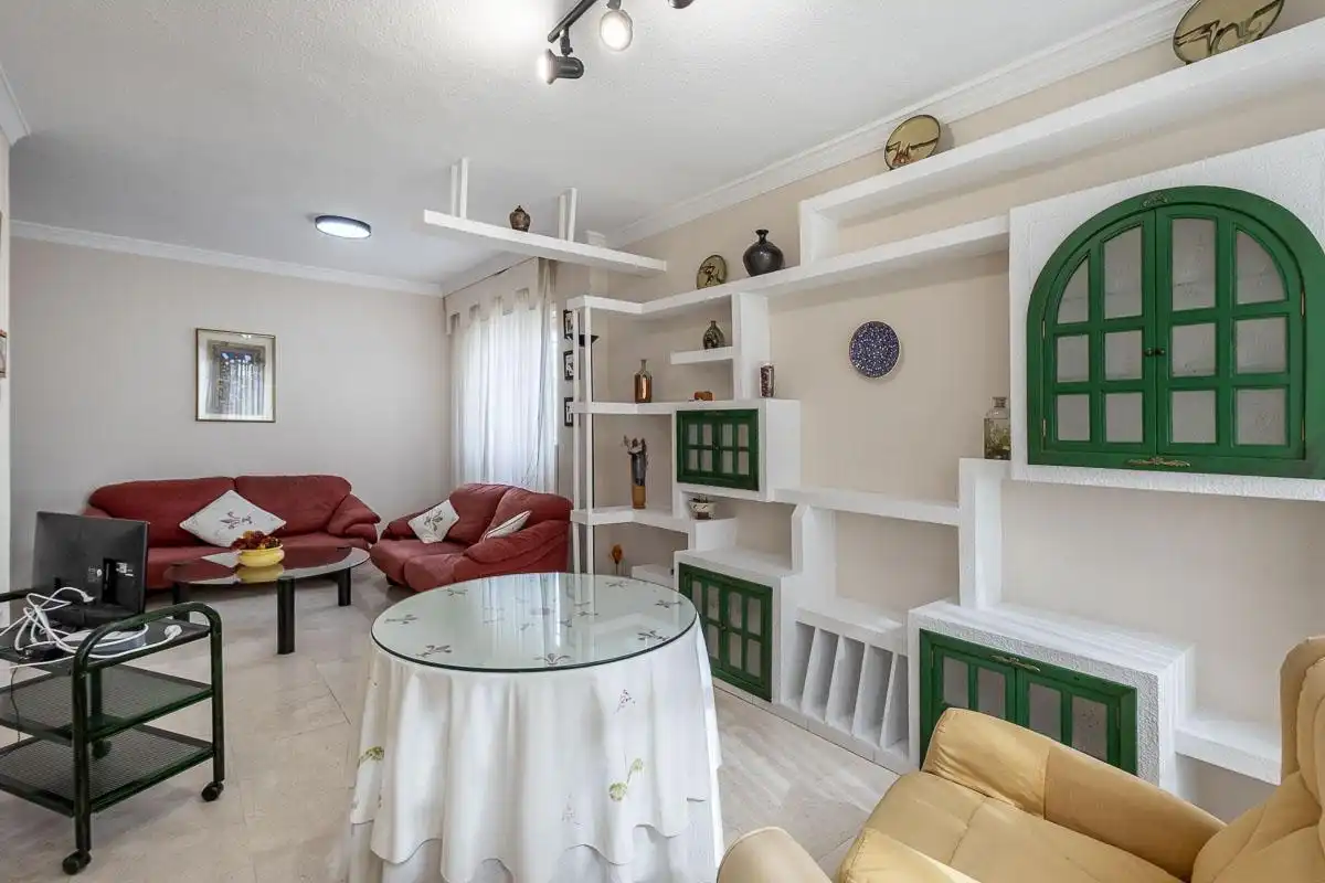Sala de estar de Planta baja en venta en Granada con Amueblado