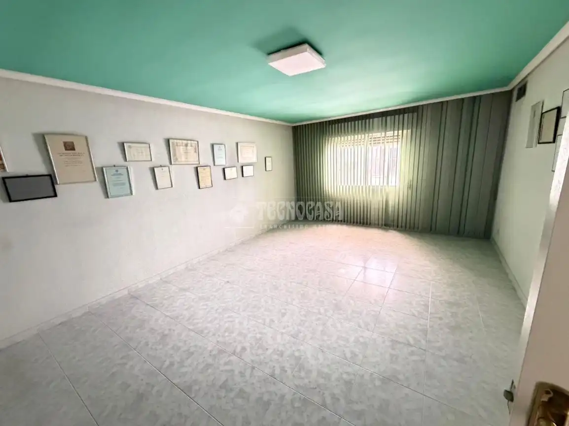 Piso en venta en Centro - Corte Inglés