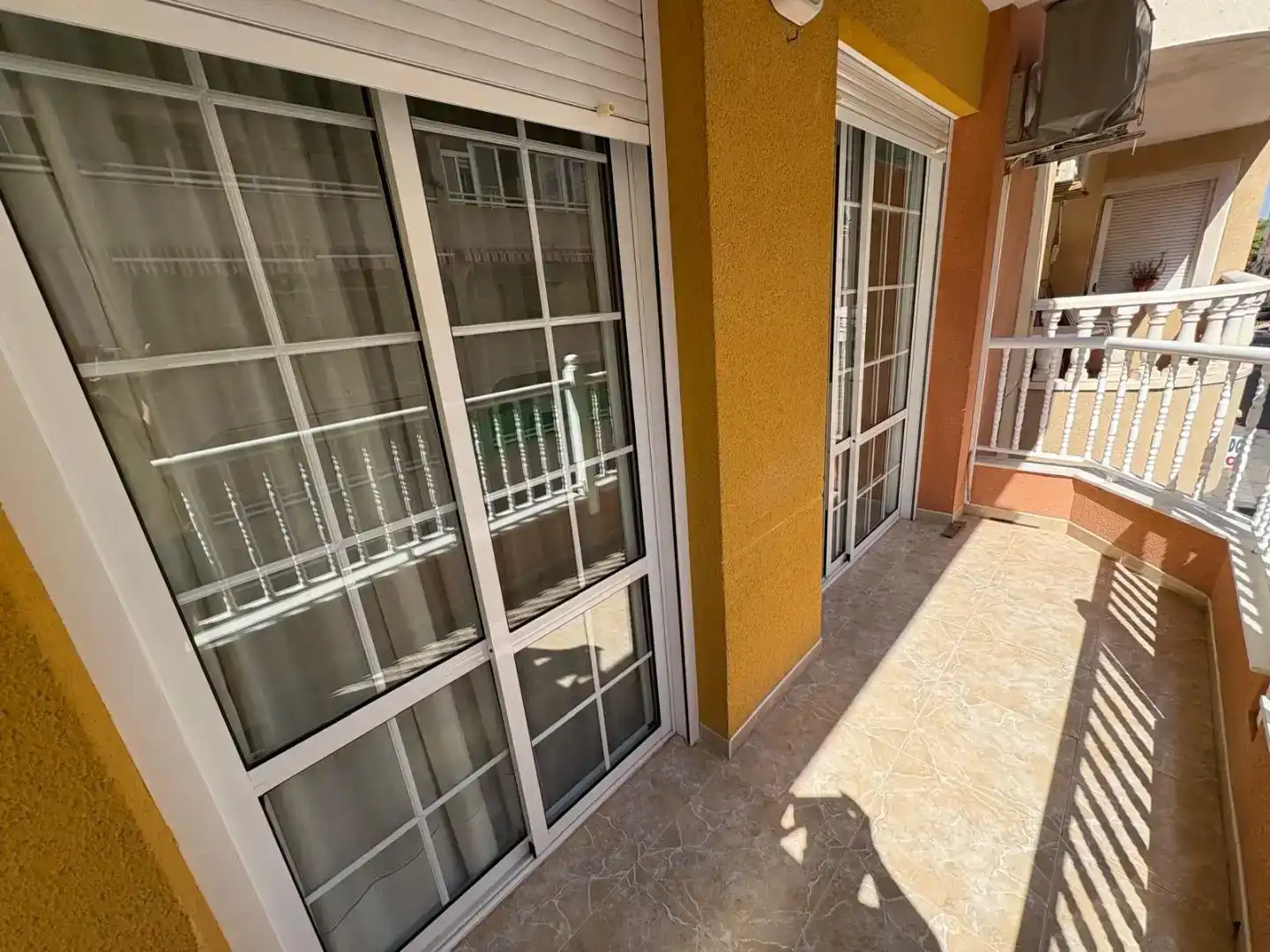 Terrassa de Pis en venda en Torrevieja amb Aire condicionat i Balcó