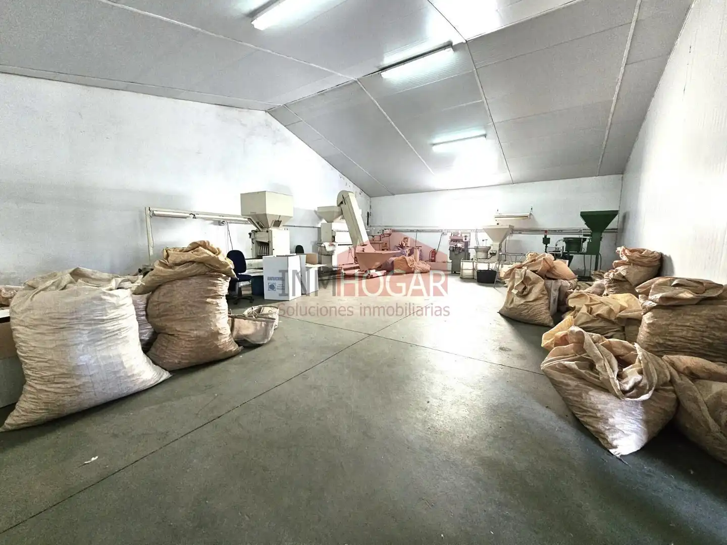 Industrial buildings for sale in Machacón