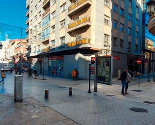 Vista exterior de Pis de lloguer en Avilés amb Calefacció, Parquet i Forn