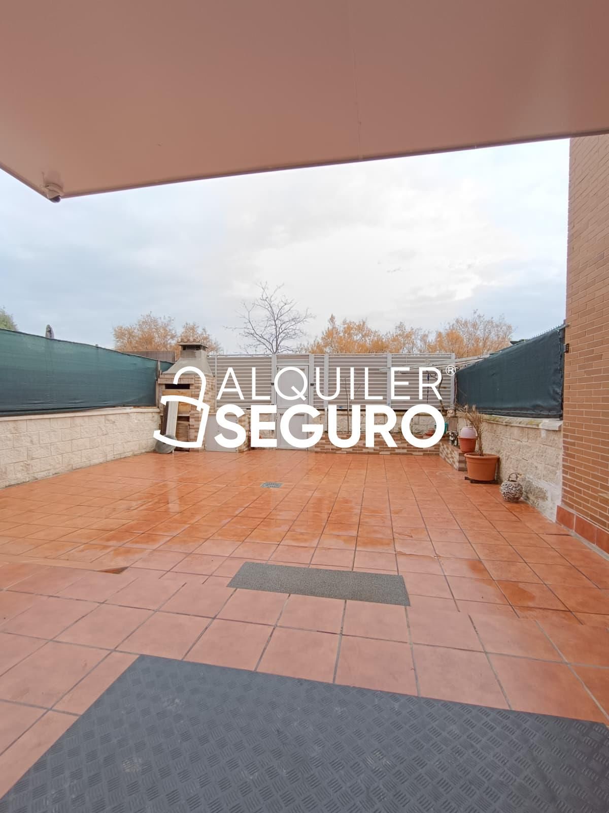 Terrassa de Pis de lloguer en Illescas amb Calefacció, Terrassa i Moblat