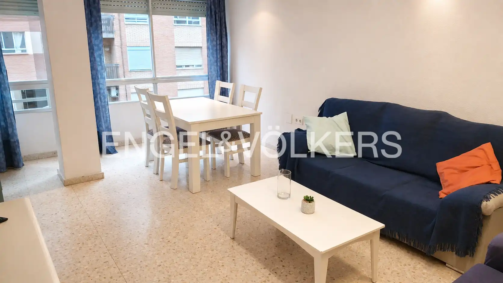 Exterior view of Flat for rent in Valencia  with Heating, Furnished and Balcony