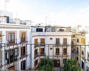 Vista exterior de Casa o xalet en venda en  Sevilla Capital amb Terrassa