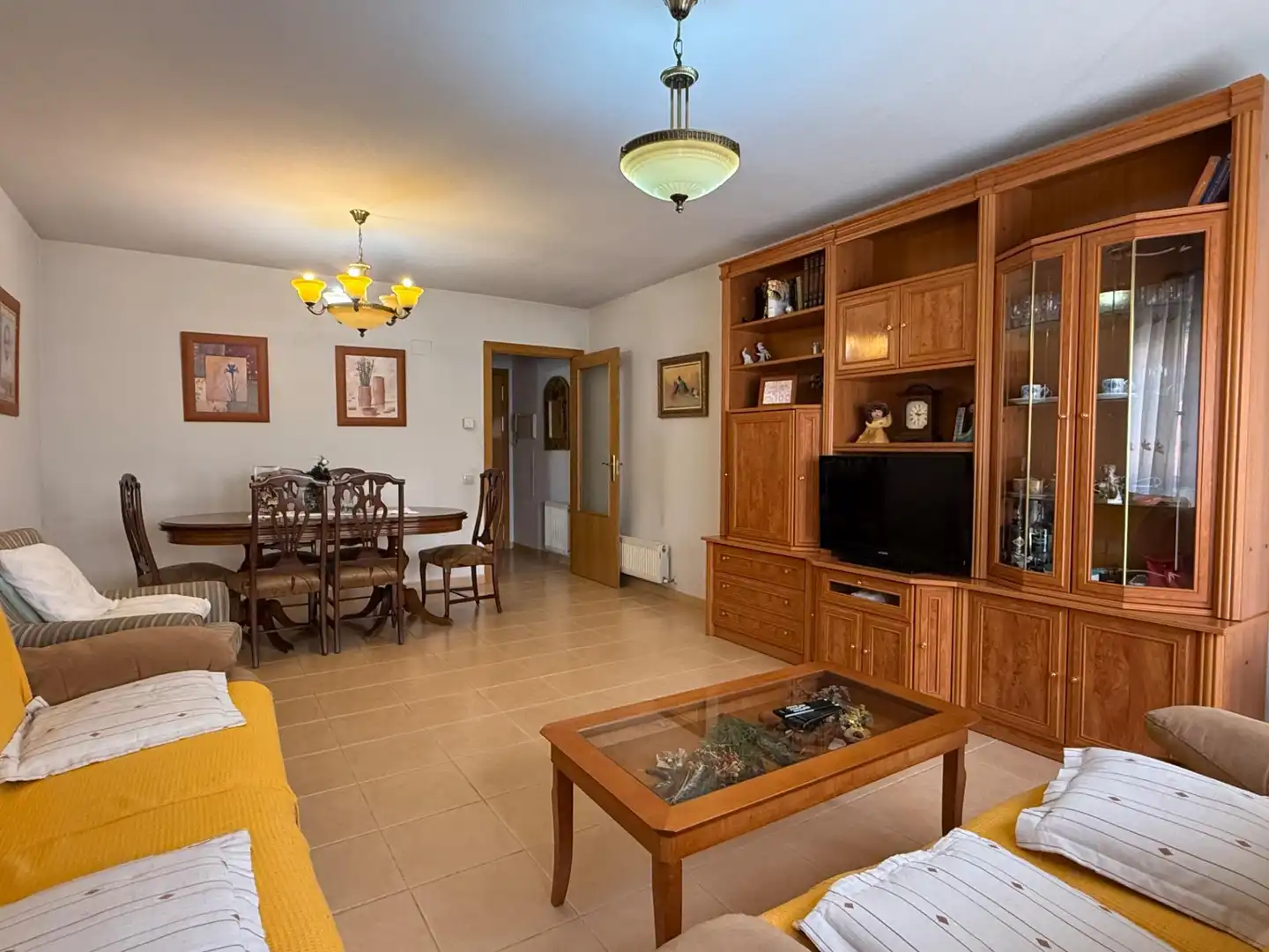 Wohnzimmer von Wohnung zum Verkauf in Guadalajara mit Heizung, Abstellraum und Möbliert
