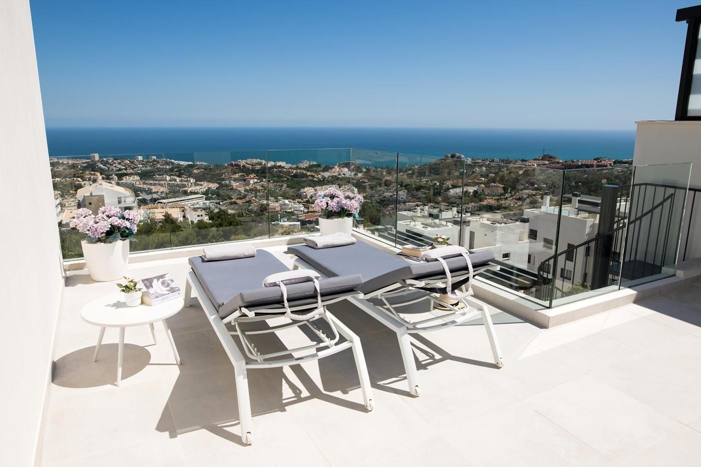 Terrace of Attic for sale in Benalmádena  with Air Conditioner, Heating and Storage room