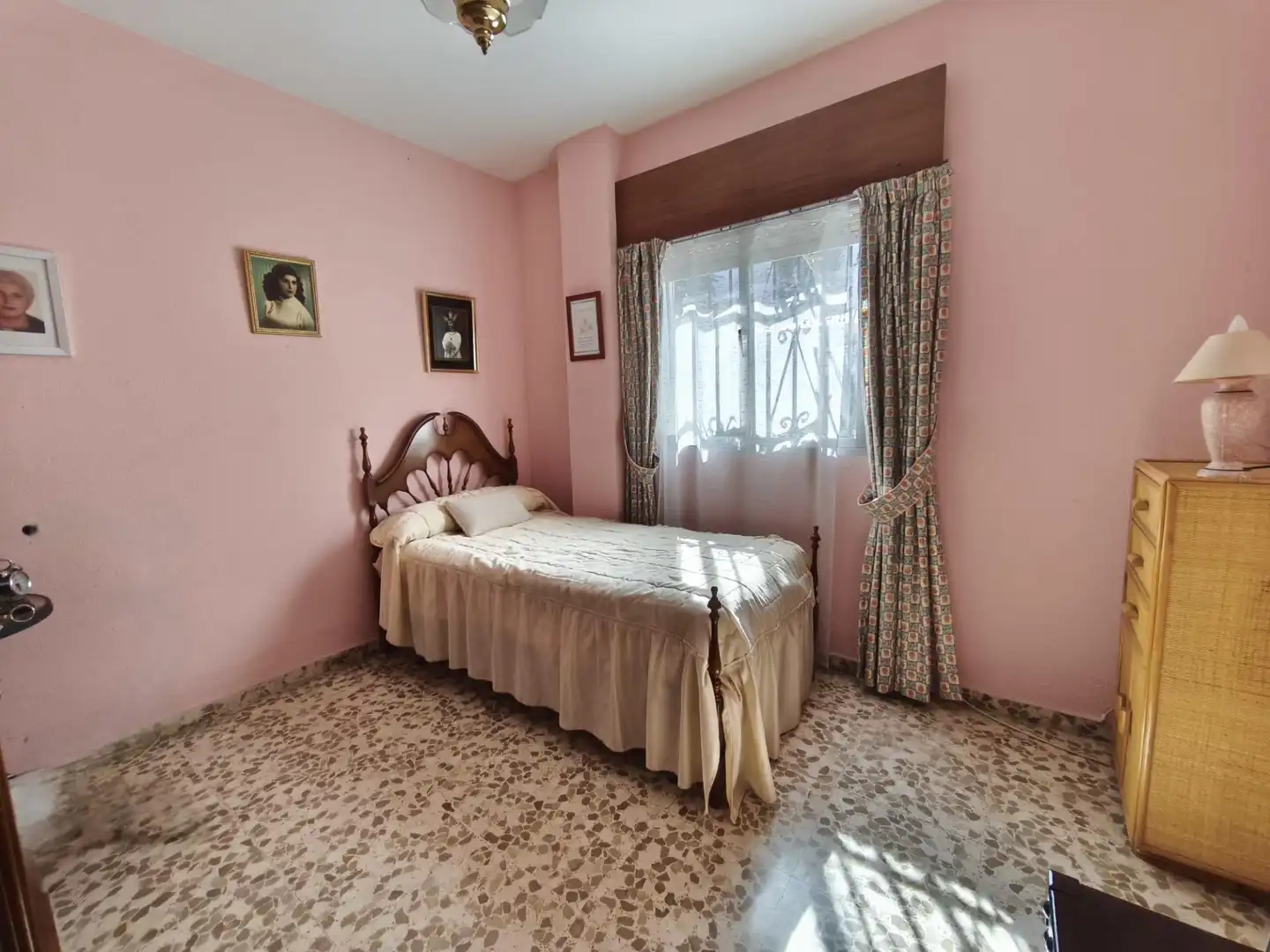Habitación de Casa o chalet en venta en Málaga
