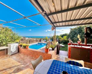 Garden of House or chalet for sale in Nerja  with Air Conditioner, Terrace and Storage room