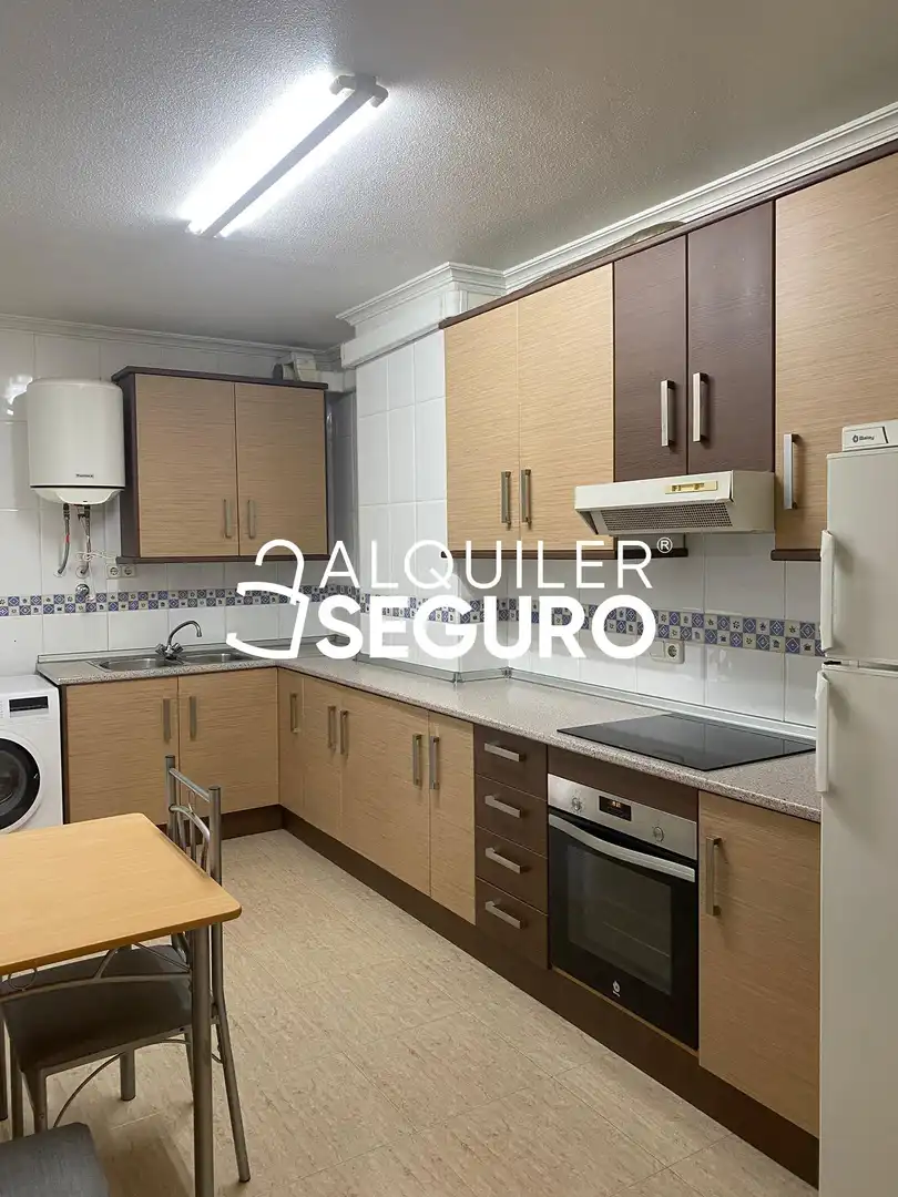 Cocina de Piso de alquiler en Murcia con Aire acondicionado y Amueblado