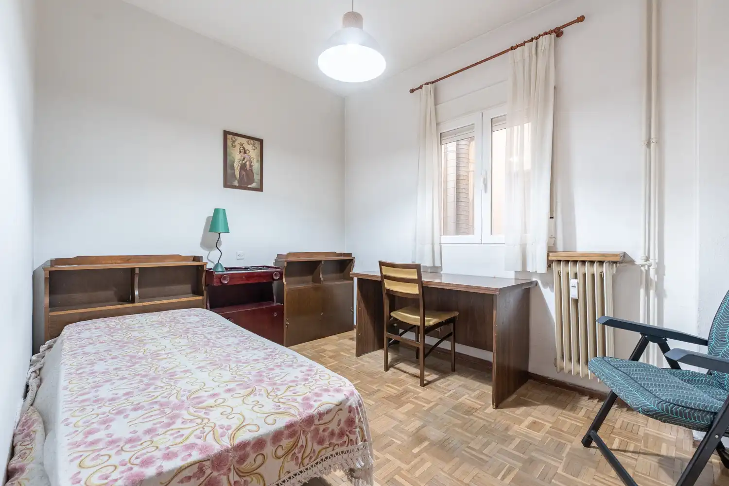 Habitación de Piso en venta en Madrid con Terraza y Balcón
