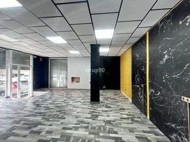 Local comercial en venda a Calle ZAMENHOF