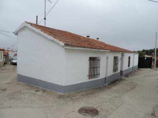 Finca rústica en Venta en Calle FUENTE en Las Veguillas