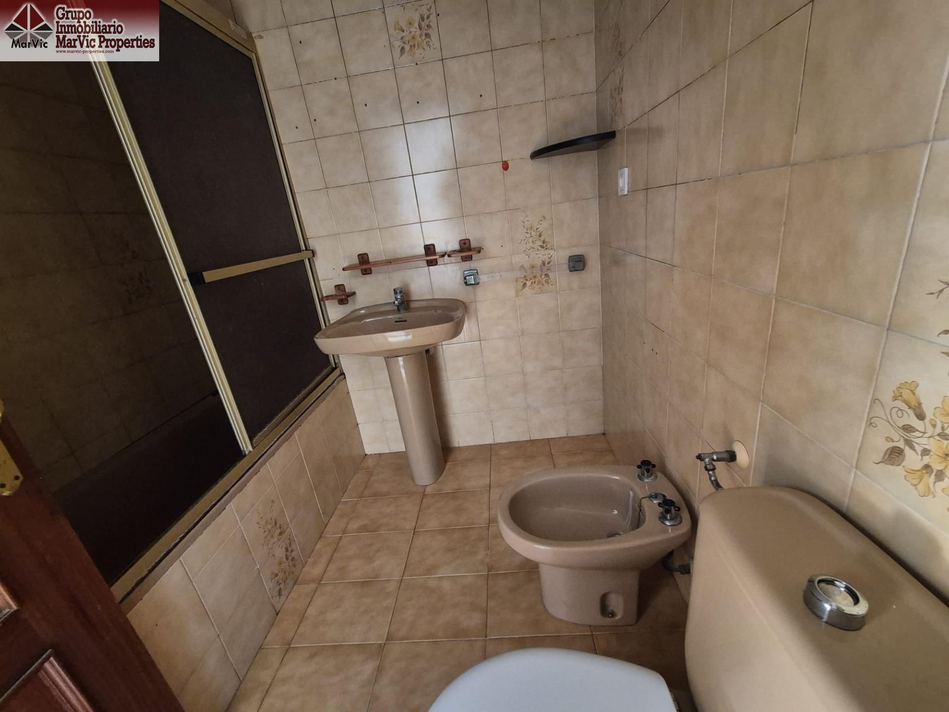 Bany de Casa adosada en venda en Benidorm amb Terrassa i Piscina comunitària