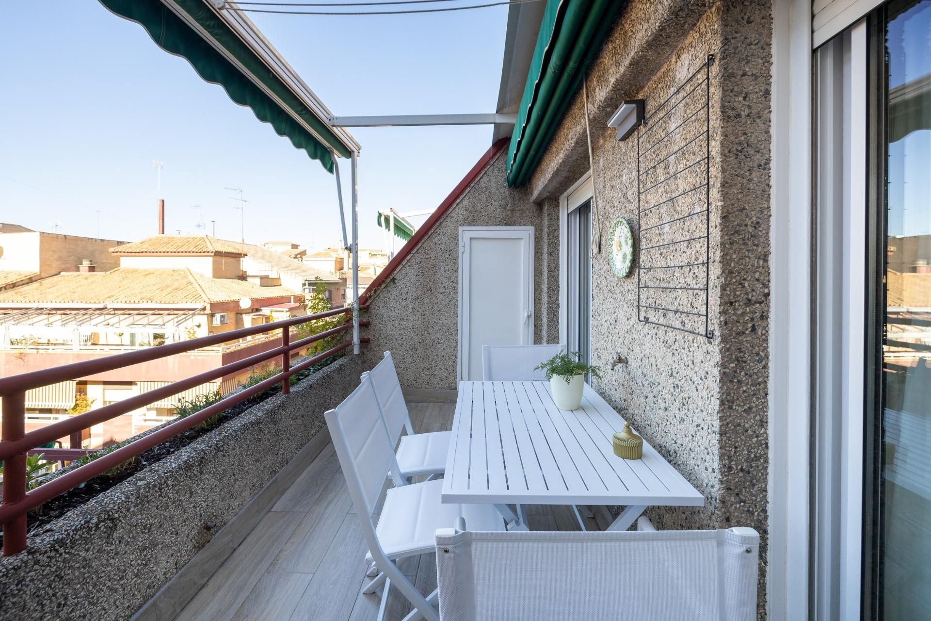 Terrassa de Àtic en venda en  Granada Capital amb Terrassa