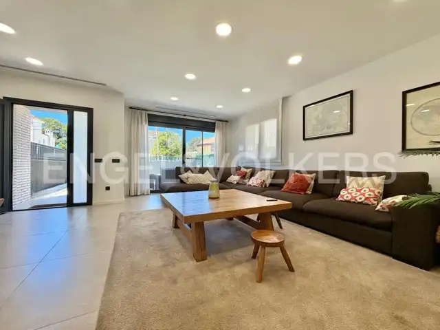 Living room of Houses for sale in Cambrils  with Air Conditioner, Heating and Private garden