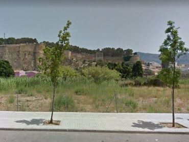 Terreny residencial en venda a avda Miguel Hernandez